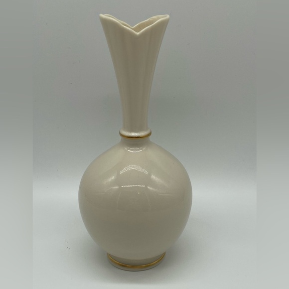 Lenox Other - Lenox Ivory Hand Decorated in 24k Gold Bud Vase